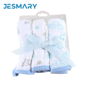 Quà tặng khăn cho em bé